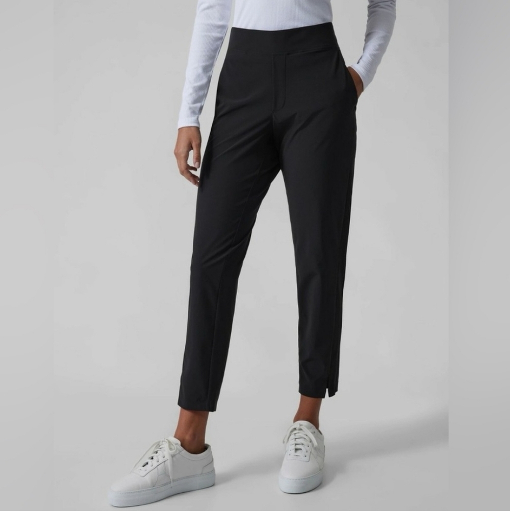 Athleta Women's Black Mid Rise Ankle Pants Size 18 Athleisure Travel